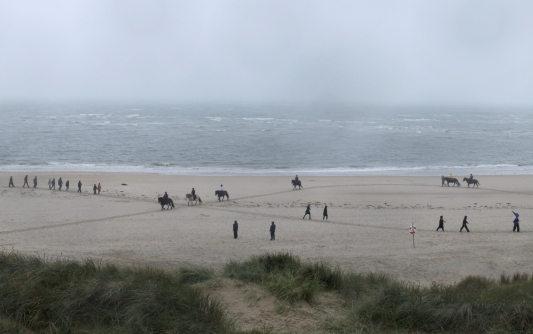 Fotograf_Frida_Gregersen_Uendelig_Molly_Haslund_2023_First_There_Is_A_Mountain_Wadden_Tide_2023_22232443.jpg