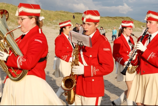 Fotograf_Frida_Gregersen_Uendelig_Molly_Haslund_Wadden_Tide_2023_2.jpg